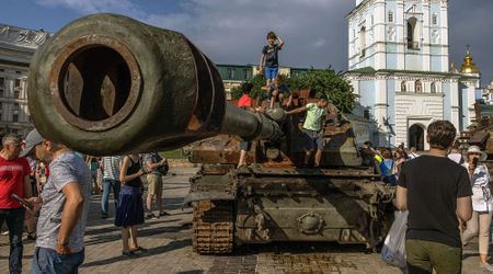 Zelensky warns more people will die, urges faster arms deliveries; Russia continues assault on Severodonetsk