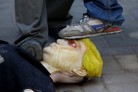 Trump warns Russia on Syria, says missiles 'will be coming'