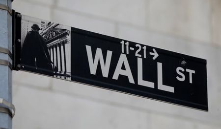 US stocks - Wall Street ends lower as inflation fears mount