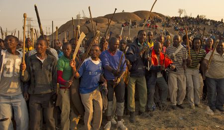 Lonmin mining crisis: Precarious balance, no solution in sight