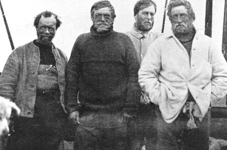 Amundsen, Scott, Shackleton: gentlemen adventurers of Antarctic