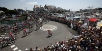 The pack of the riders in action in La Baule during the 4th stage of the 105th edition of the Tour de France cycling race over 195km between La Baule and Sarzeau, France, 10 July 2018.  EPA-EFE/YOAN VALAT
