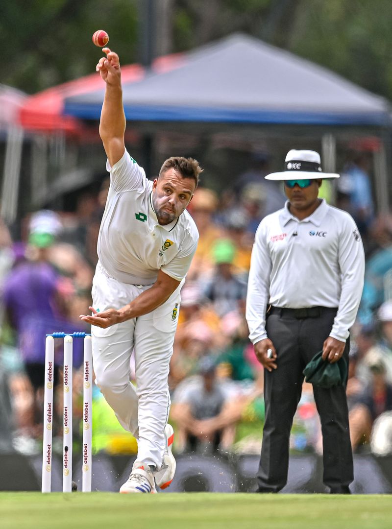 Paterson’s five wickets help Proteas to solid opening day against Pakistan