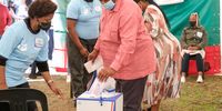 Mangaung Metro Mayor, Mxolisi Siyonzana  casts his ballot in Bloemfontein during the local government elections on 1 November 2021. (Photo: Lihlumelo Toyana)