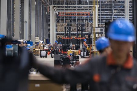 China’s Economy Likely Remained Weak as Factories Slump
