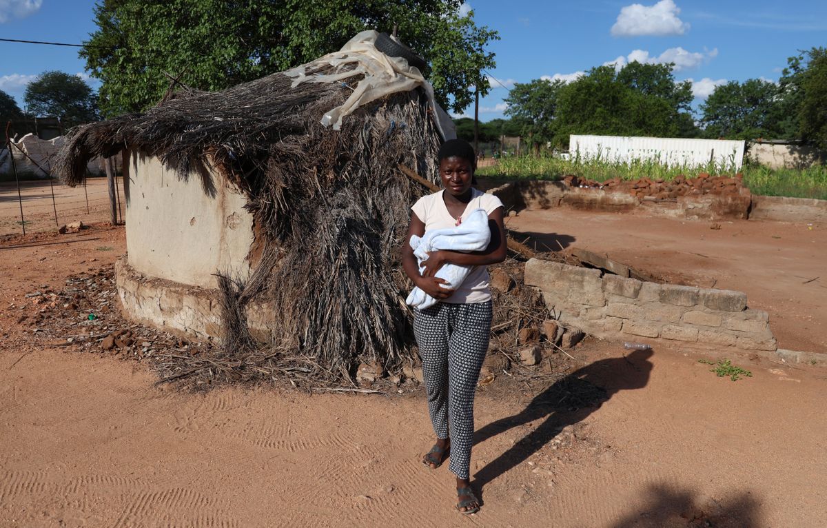 Hero community health worker in Mbaula, Limpopo, delivers baby during ...