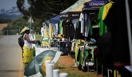 While you were sleeping: 18 December 2017