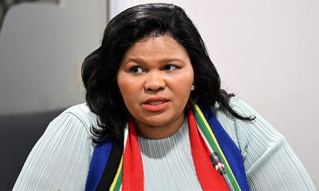 Will the controversial lease of a municipal transformer come back to bite Bay mayor?