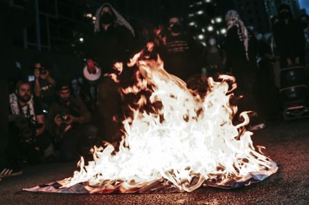 Chicago police arrest dozens in Democratic convention protest; oil tanker adrift in Red Sea after attacks