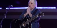 NEW YORK, NEW YORK - SEPTEMBER 25: Paul Simon performs onstage during Global Citizen Live, New York on September 25, 2021 in New York City. (Photo by John Lamparski/Getty Images,)