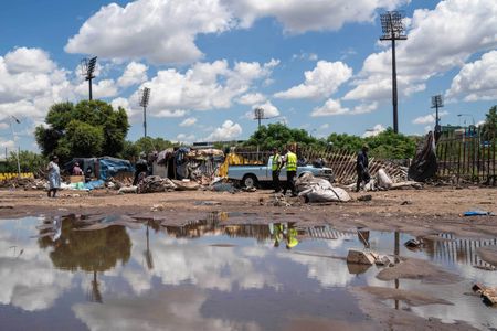 Recyclers face a grim Christmas as a result of the Centurion floods﻿