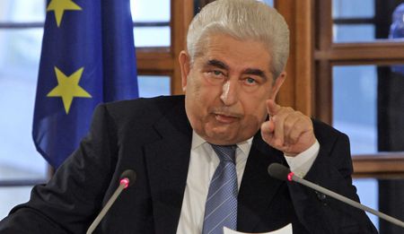 Cyprus seeks EU bailout for banks, budget