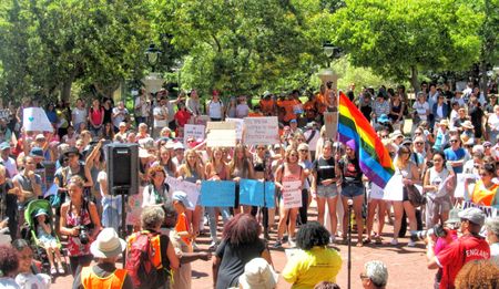 GroundUp: Hundreds march in Cape Town against Donald Trump