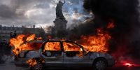 Gilets Jaunes Join French School Protestors For Weekend Of Action