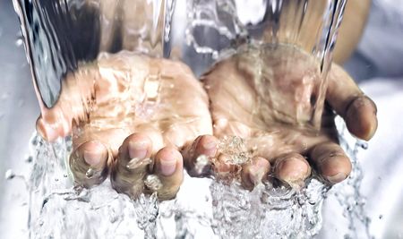 Op-Ed: Are the poor invisible casualties of contaminated water?