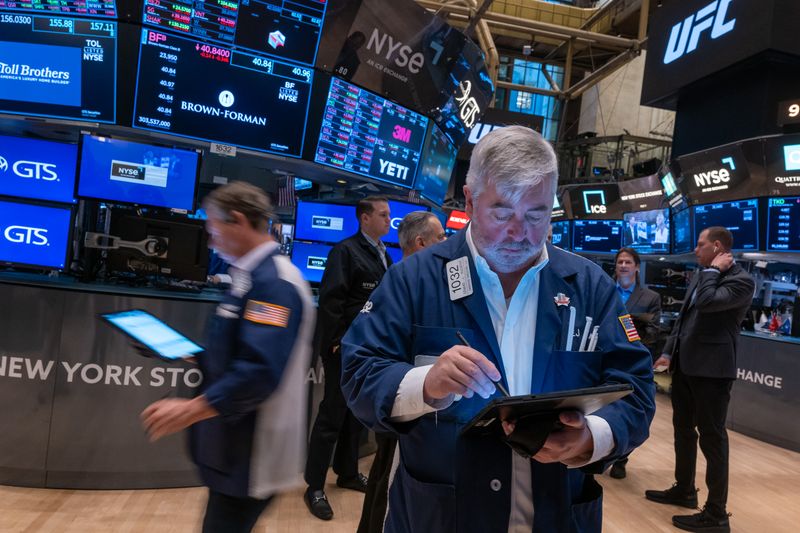 US arrests homeless man in New York Stock Exchange bomb plot