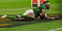 Siya Kolisi (Captain) of South Africa scores a try during the 2022 Castle Lager Outgoing Tour match between France and South Africa at Orange Velodrome on November 12, 2022 in Marseille, France. (Photo: Clement Mahoudeau/Gallo Images/Getty Images)