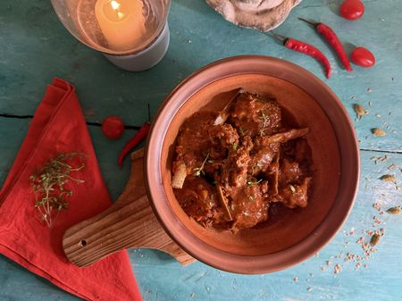 Tomato bredie, potjie style