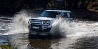 The Defender 90 is a highly capable off-roader. (Photo: Land Rover SA)