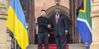 South African President Cyril Ramaphosa (R)  greets Ukraine's President Volodymyr Zelensky (L) at the Union Buildings in Pretoria, South Africa, 24 April 2025. President Zelensky is in the country for a day and will discuss with President Ramaphosa, among other things, the attempt to find a peaceful end to the ongoing armed conflict between Ukraine and Russia.  (Photo: EPA-EFE/KIM LUDBROOK)