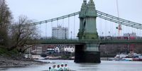 LONDON, ENGLAND - MARCH 21: Cambridge University Boat Club approach Hammersmith Bridge during Tideway Week ahead of The Gemini Boat Race 2023 on March 21, 2023 in London, England.  (Photo by Andrew Redington/Getty Images)