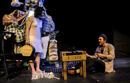 Crazy in Love captures our hearts, even as it loses its mind