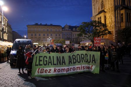 'Stop killing us’ - Polish women protest against anti-abortion law