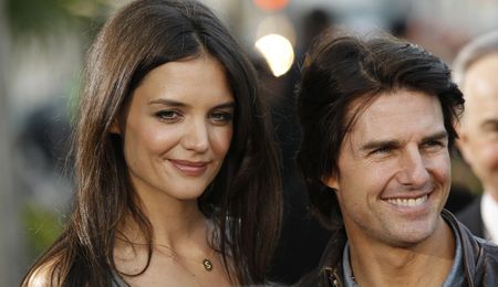 Cruise, Holmes wrap up speedy divorce