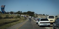 A line of motorists waiting for fuel at the Cator Ridge Engen 1 stop, 16 July 2021.<br>Photo / Shiraaz Mohamed