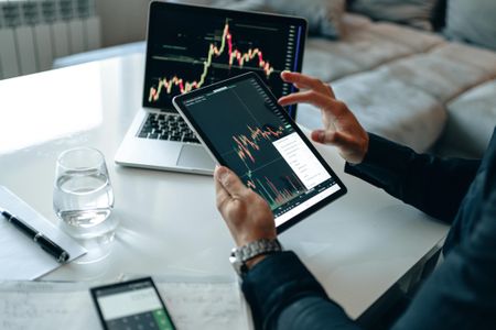 The US premium: American exceptionalism, or a triumph of index composition? A comparison between the Stoxx-Europe 600 and S&P500 indices