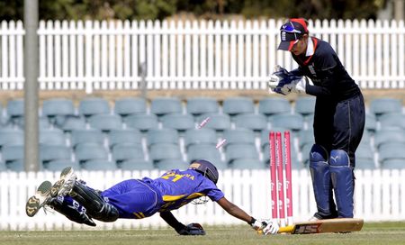 Why does the ECB treat women’s cricket as a niche sport?