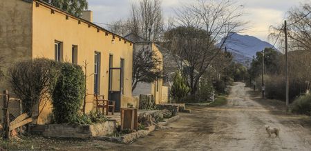 Nieu Bethesda II:  Big mountains, little fish and old fossils