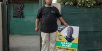 ANC ward four candidate, Marius Hanse outside his home in North End, in Prince Albert on 12 October 2021. (Photo: Victoria O’Regan)