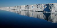 The waters off the increasingly unstable East Antarctic ice shelf, where Russia’s mineral explorer Rosgeo says it plans to look for hydrocarbons, the building blocks for oil and gas, in the current Antarctic summer. (Photo: Tiara Walters)