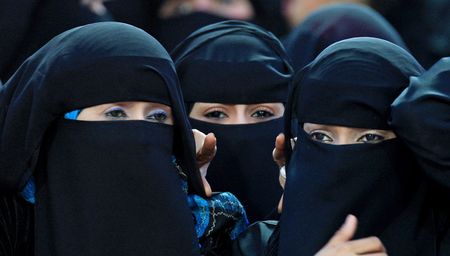Saudi says will enter women for London Olympics