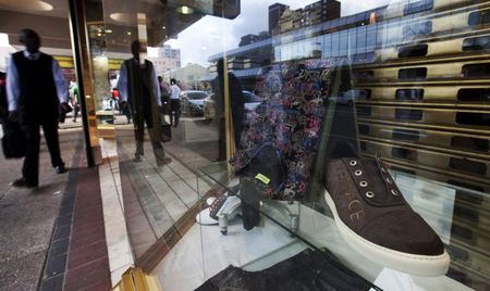 Who benefits from inflation-targeting?