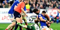 South Africa lock Lood de Jager receives a red card by referee Angus Gardner for his foul play on Thomas Ramos of France during the Autumn Nations Series 2025 match between France and South Africa at Stade de France on November 08, 2025 in Paris, France. (Photo: Lionel Hahn / Getty Images)