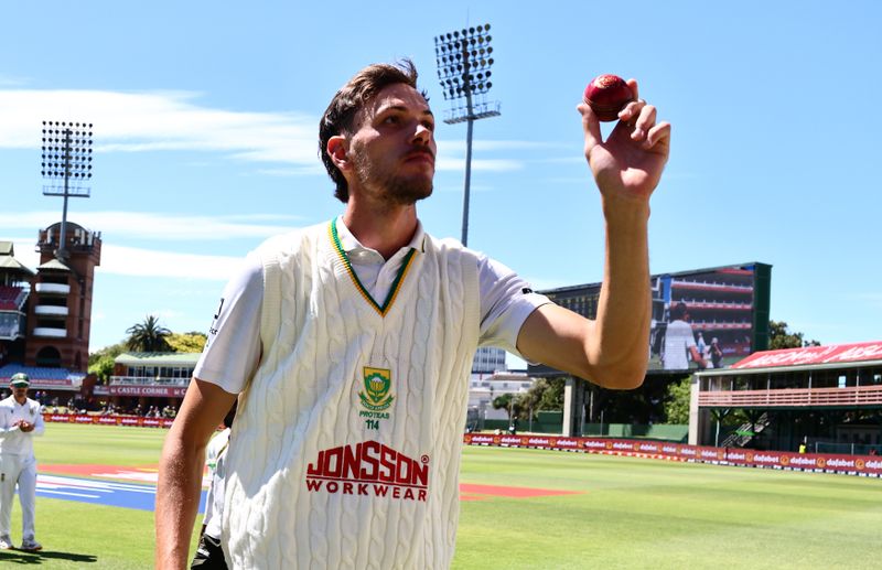 Jansen takes five wickets to leave Australia on the brink of heavy defeat