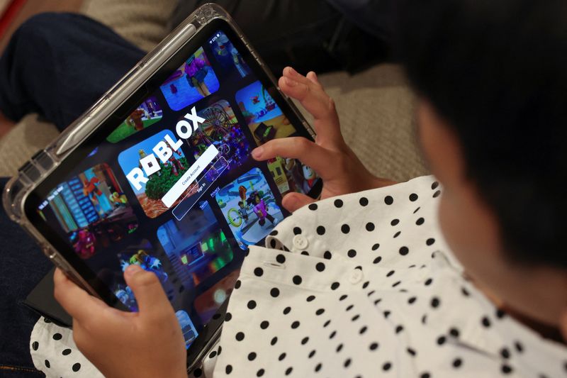 Canada proposes bill to ban social media for children under 16