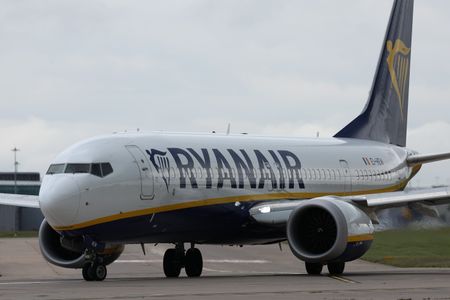 Ryanair’s O’Leary accuses UK air traffic control boss of lying over outage