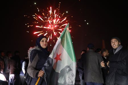 Trump to remove US sanctions on Syria in major policy shift