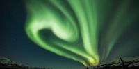 Alaskan Aurora (Aurora Borealis), or Northern Lights. (Image: Jean Beaufort, CC0 Public Domain licence)