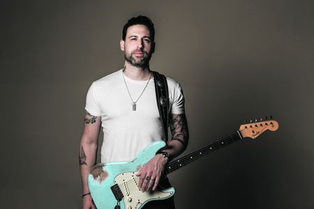 Strung out — Dan Patlansky can’t kick his guitar habit, and fans love it