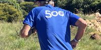 The legendary Bruce Fordyce, founder and CEO of Parkrun in South Africa, on the parkrun in Alberts Farm. The 500 shirt indicates that he has completed 500 parkruns …. and is still going. Image: Mark Heywood