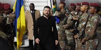 Ukraine’s President Volodymyr Zelensky arrives in South Africa on an official visit on 24 April 2025. He was welcomed by International Relations Minister Ronald Lamola. (Photo: Jacoline Prinsloo Dirco)