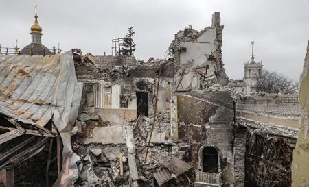 Top Putin ally says Russia will capture Mariupol on Thursday