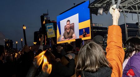 G7 leaders pledge to ban Russian oil imports; Zelensky marks Day of Remembrance in video