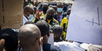 ANC President Cyril Ramaphosa addresses a group of people gathered in protest at the Tekwane Bridge, Tekwane South, eNtokozweni, Mpumalanga on Sunday 19 September 2021. (Photo: Shiraaz Mohamed)