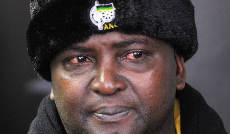 Graft-accused former Gauteng health MEC Brian Hlongwa dies after short illness