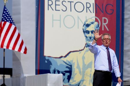 Analysis: Glenn Beck and Sarah Palin, the anti-utopian harbingers of American political future